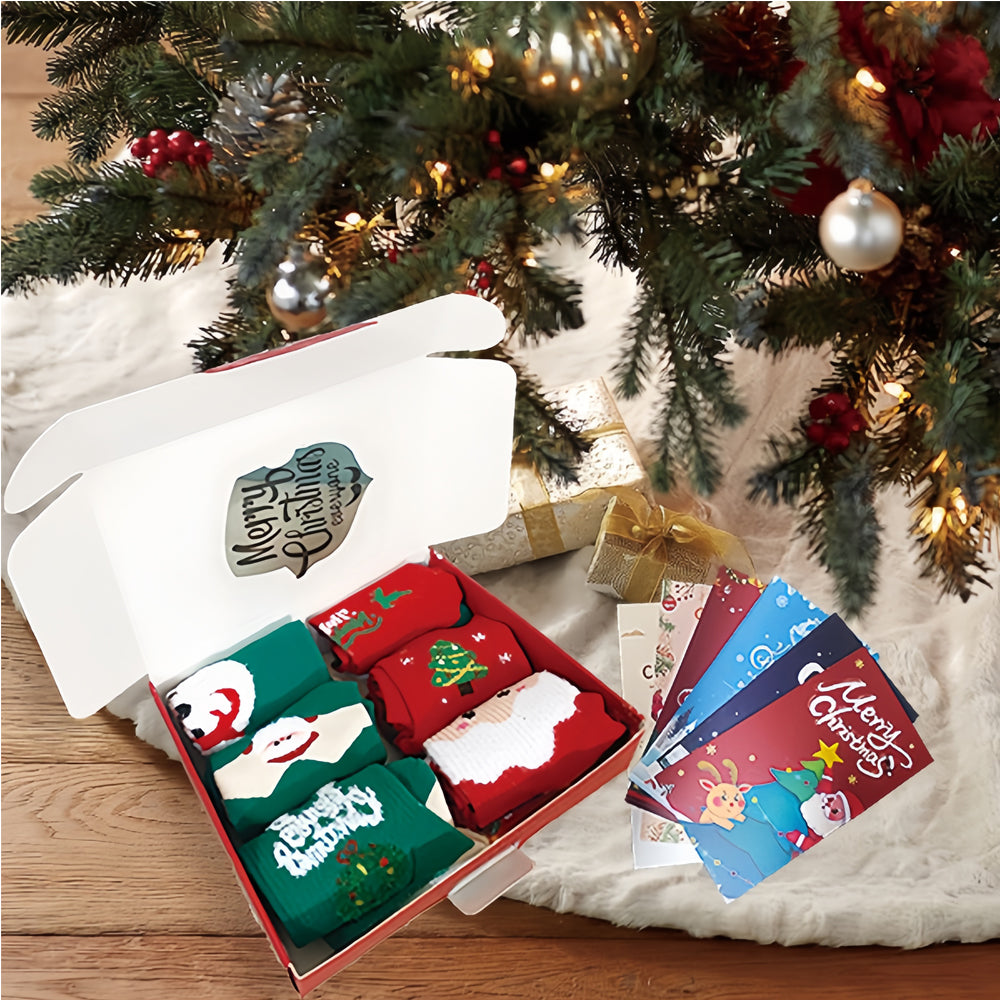 Christmas Stockings Gift Set: 6 Stockings, 6 Cards & Gift Box